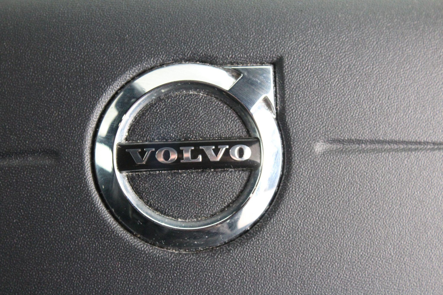 Used Volvo V40 2019 for sale - 76993618: Photo 27