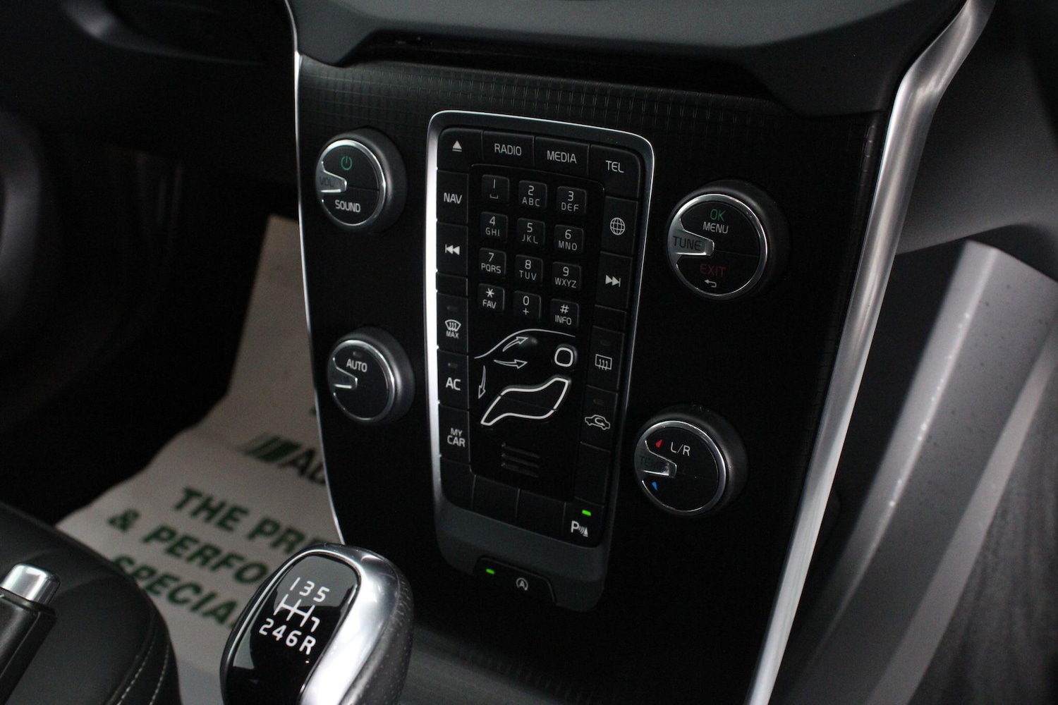 Used Volvo V40 2019 for sale - 76993618: Photo 37