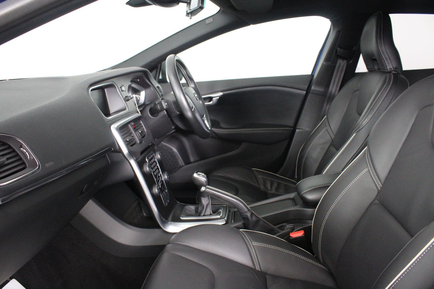 Used Volvo V40 2019 for sale - 76993618: Photo 45