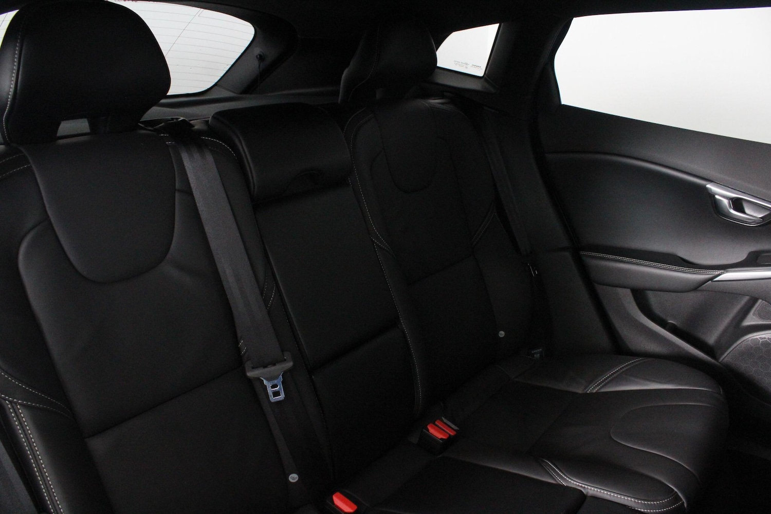 Used Volvo V40 2019 for sale - 76993618: Photo 54