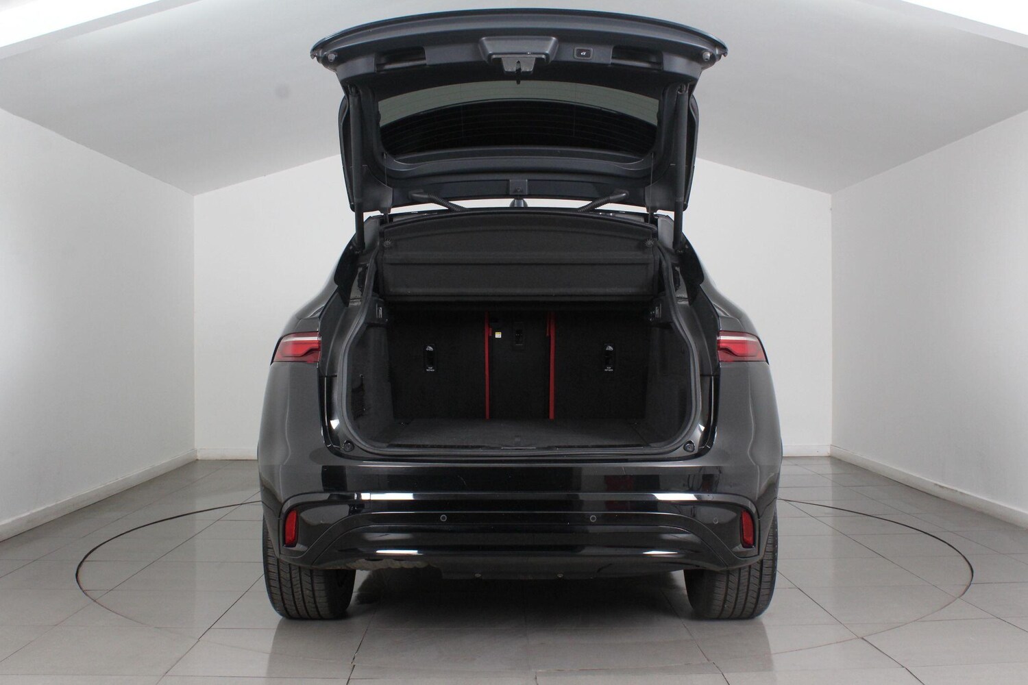 Used Jaguar F-Pace 2021 for sale - 76992848: Photo 19