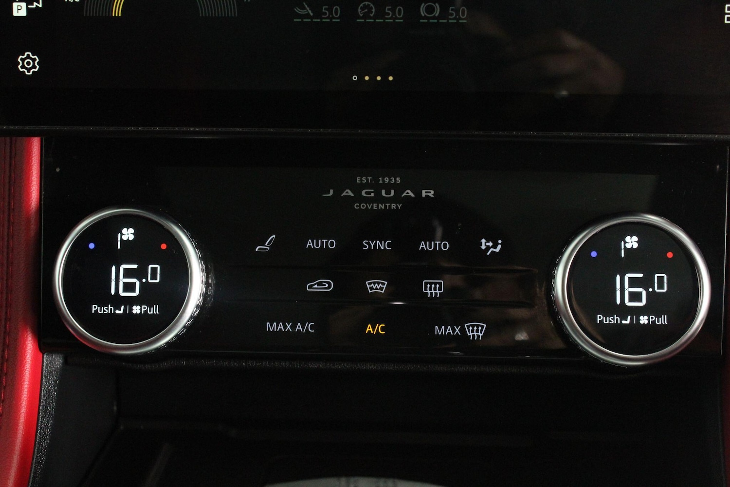 Used Jaguar F-Pace 2021 for sale - 76992848: Photo 35