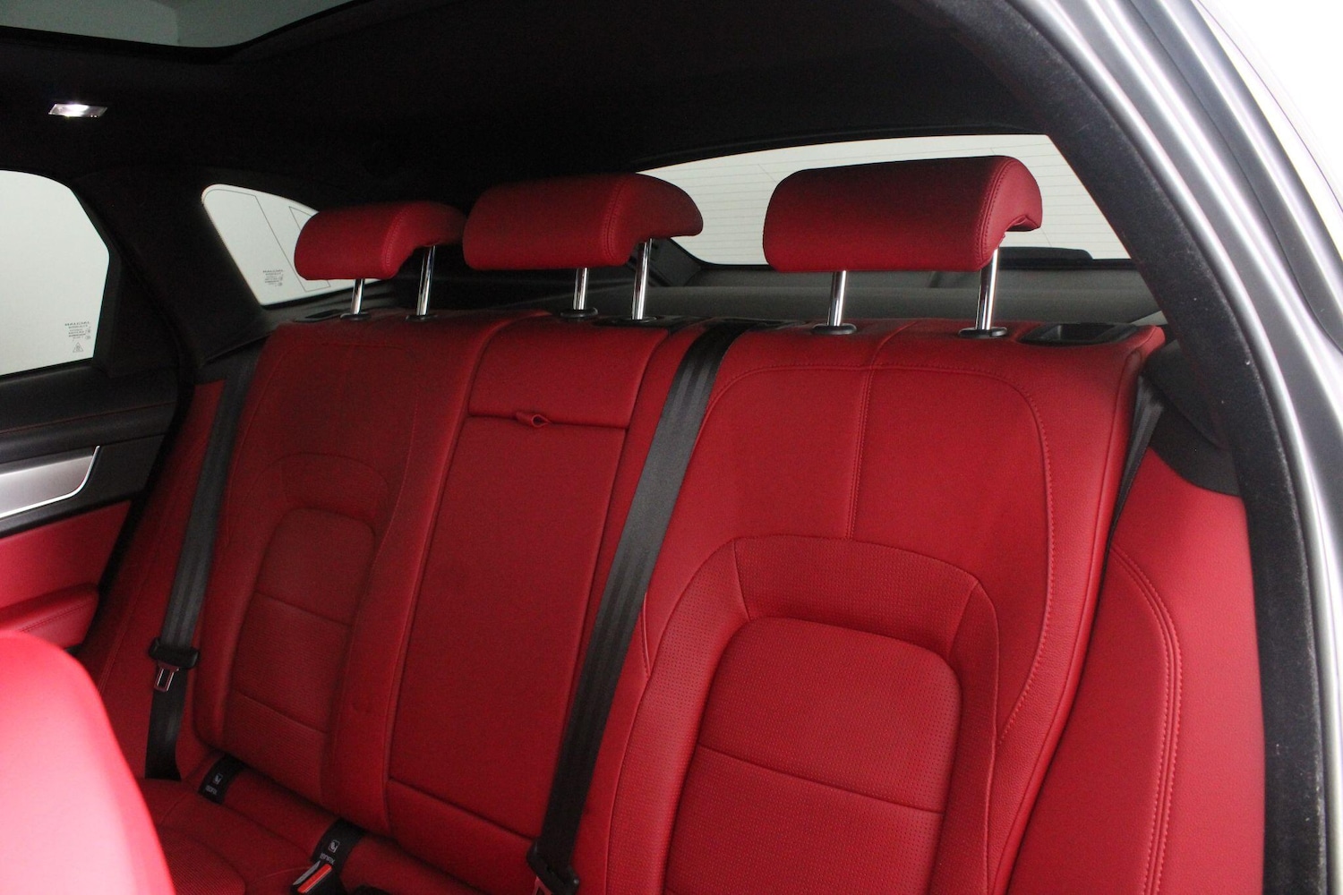 Used Jaguar F-Pace 2021 for sale - 76992848: Photo 41