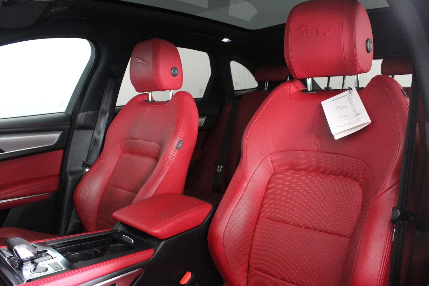 Used Jaguar F-Pace 2021 for sale - 76992848: Photo 45