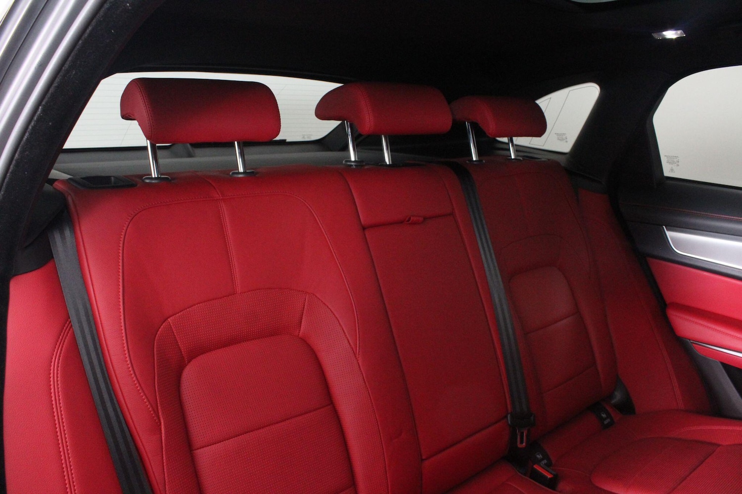 Used Jaguar F-Pace 2021 for sale - 76992848: Photo 49