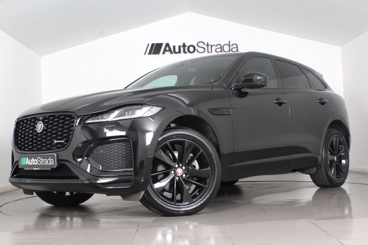 Used Jaguar F-Pace 2021 for sale - 76992848: Photo 5
