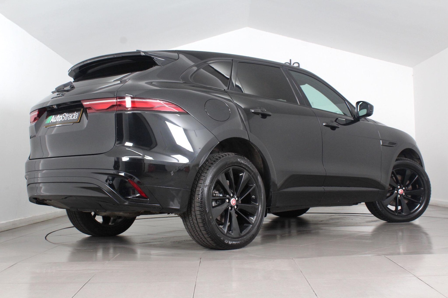 Used Jaguar F-Pace 2021 for sale - 76992848: Photo 9