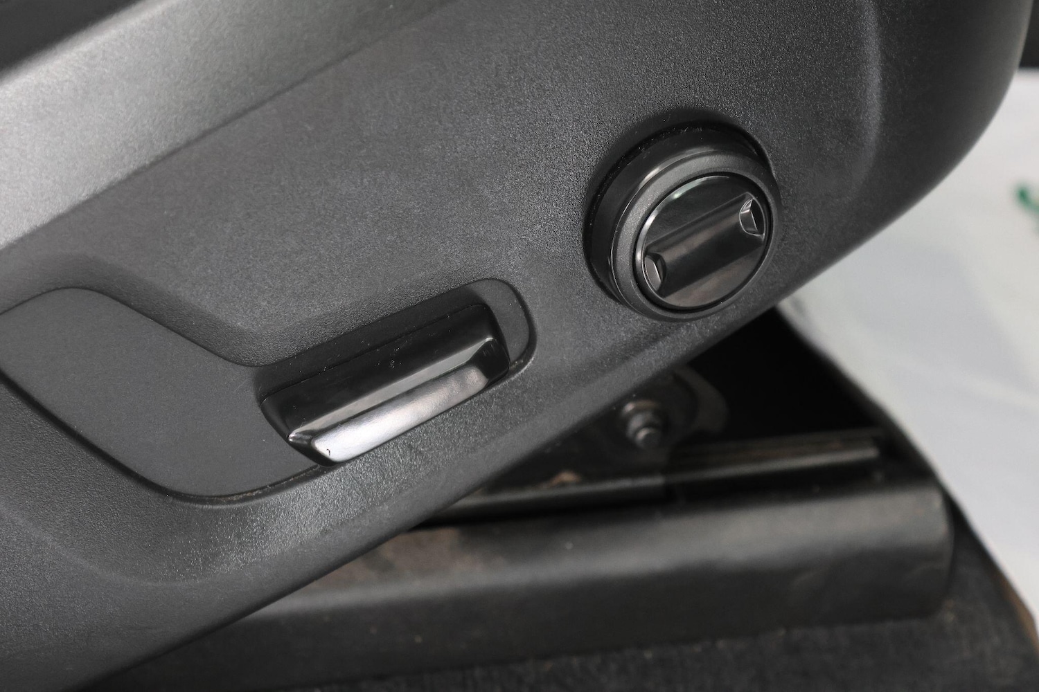 Used Volvo XC60 2018 for sale - 77120834: Photo 59