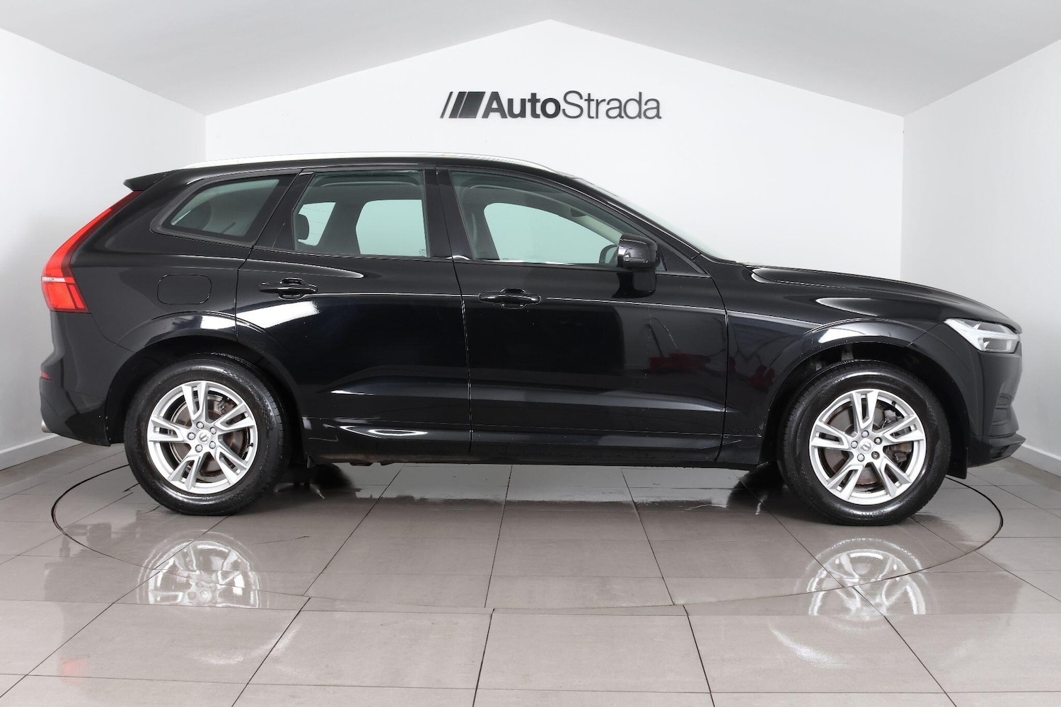 Used Volvo XC60 2018 for sale - 77120834: Photo 6