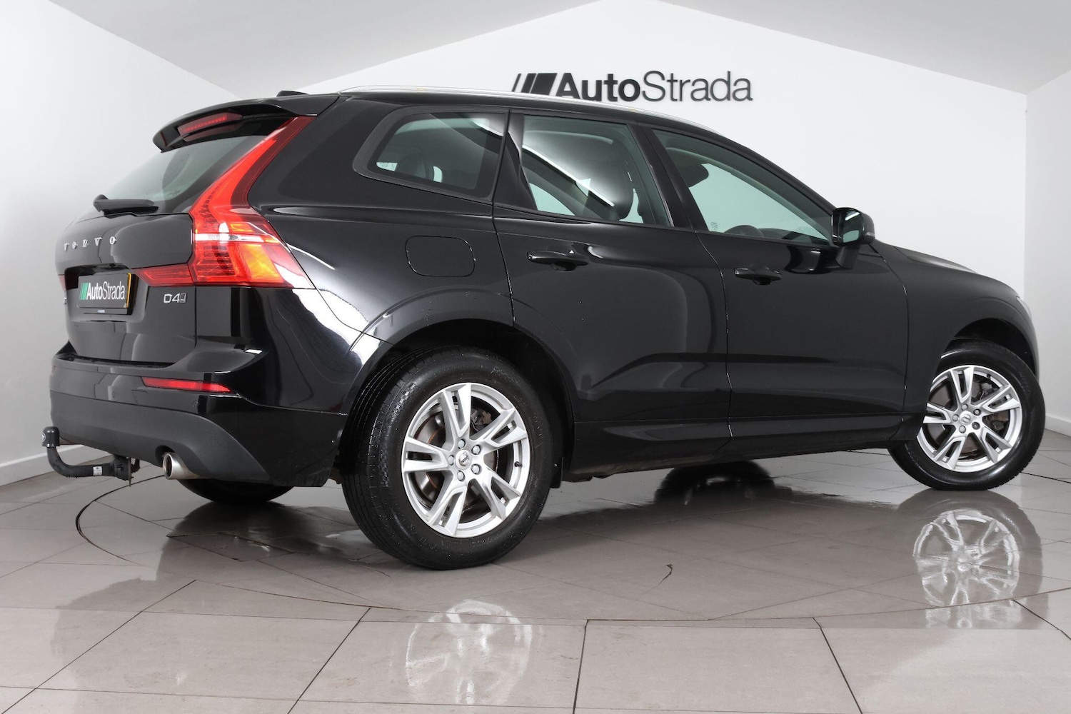 Used Volvo XC60 2018 for sale - 77120834: Photo 9