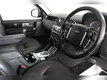 Used Land Rover Discovery 2015 for sale - 77646160: Photo