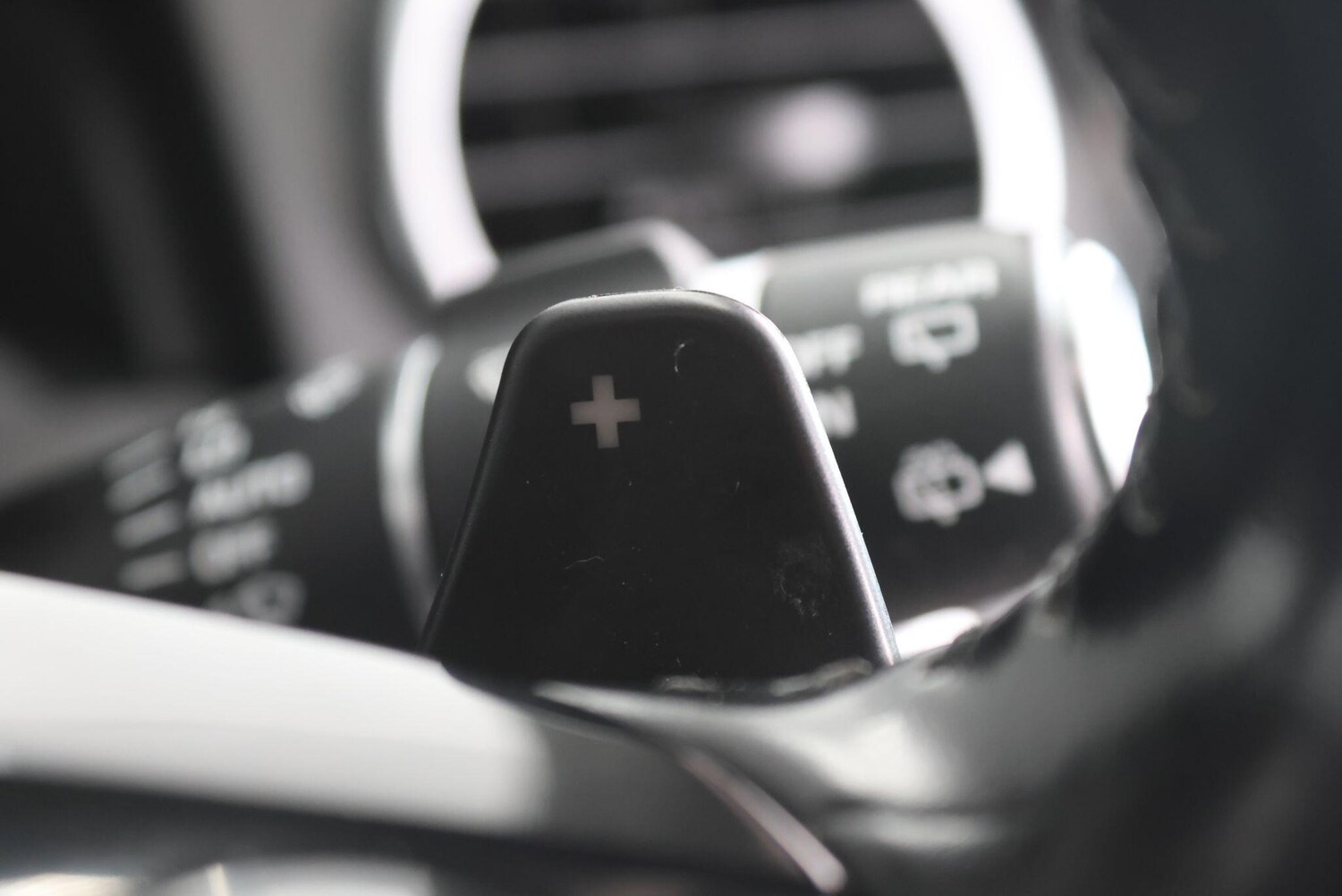 Used Land Rover Discovery 2015 for sale - 77646160: Photo 32