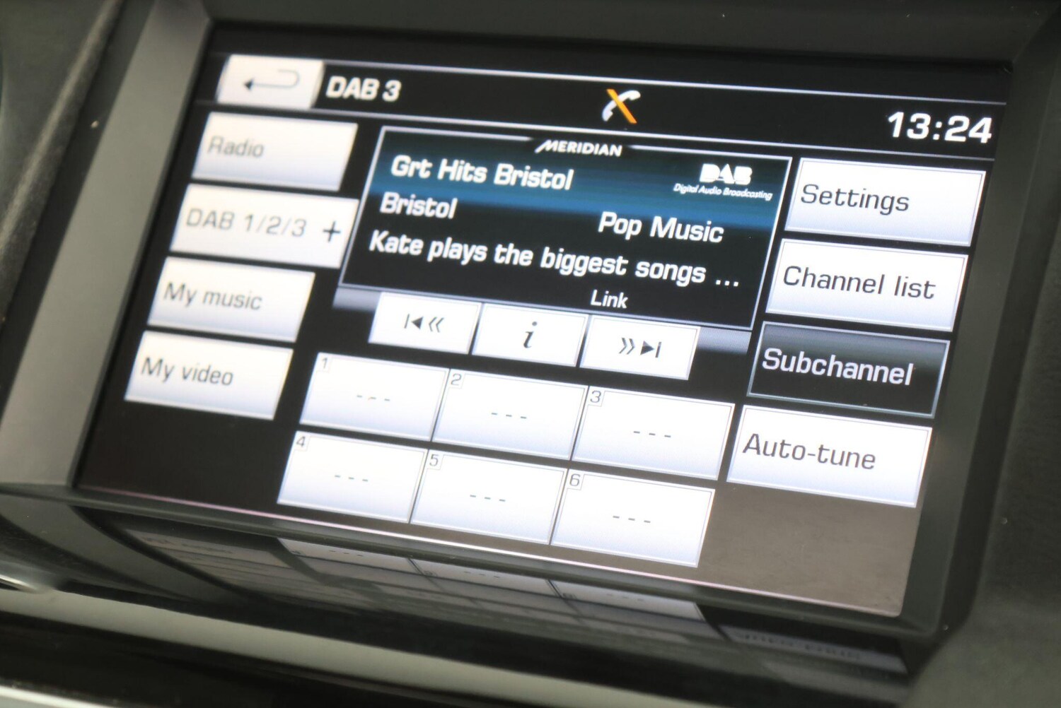 Used Land Rover Discovery 2015 for sale - 77646160: Photo 42