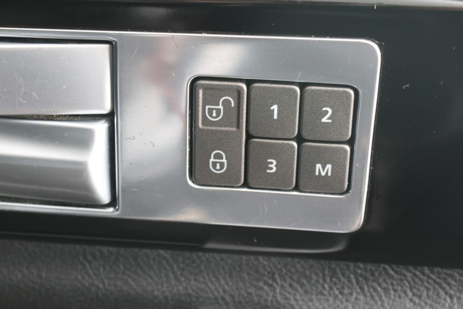 Used Land Rover Discovery 2015 for sale - 77646160: Photo 54