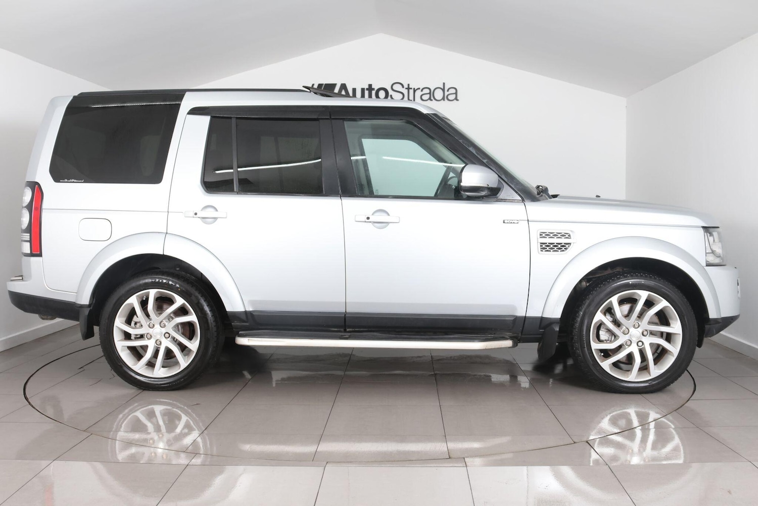 Used Land Rover Discovery 2015 for sale - 77646160: Photo 6