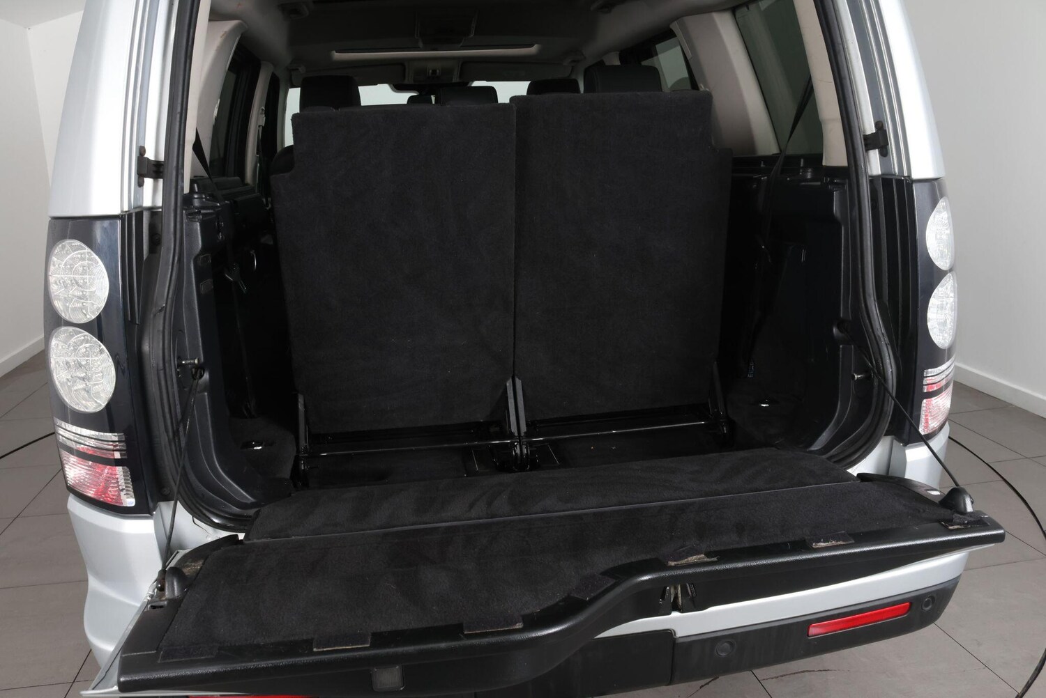 Used Land Rover Discovery 2015 for sale - 77646160: Photo 87