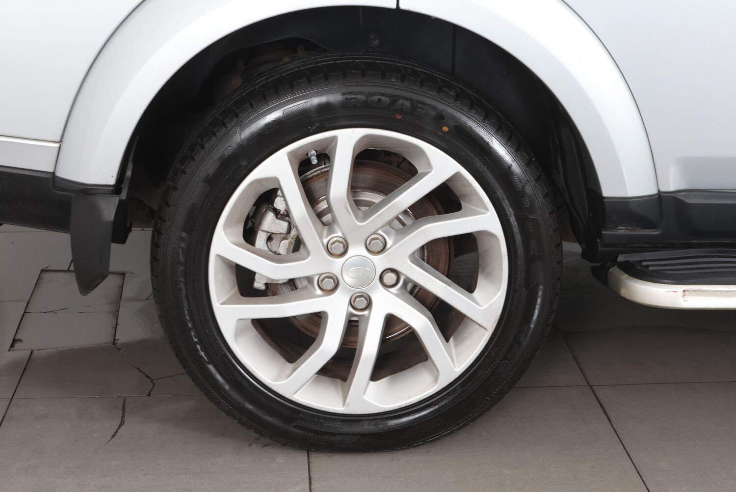 Used Land Rover Discovery 2015 for sale - 77646160: Photo 91