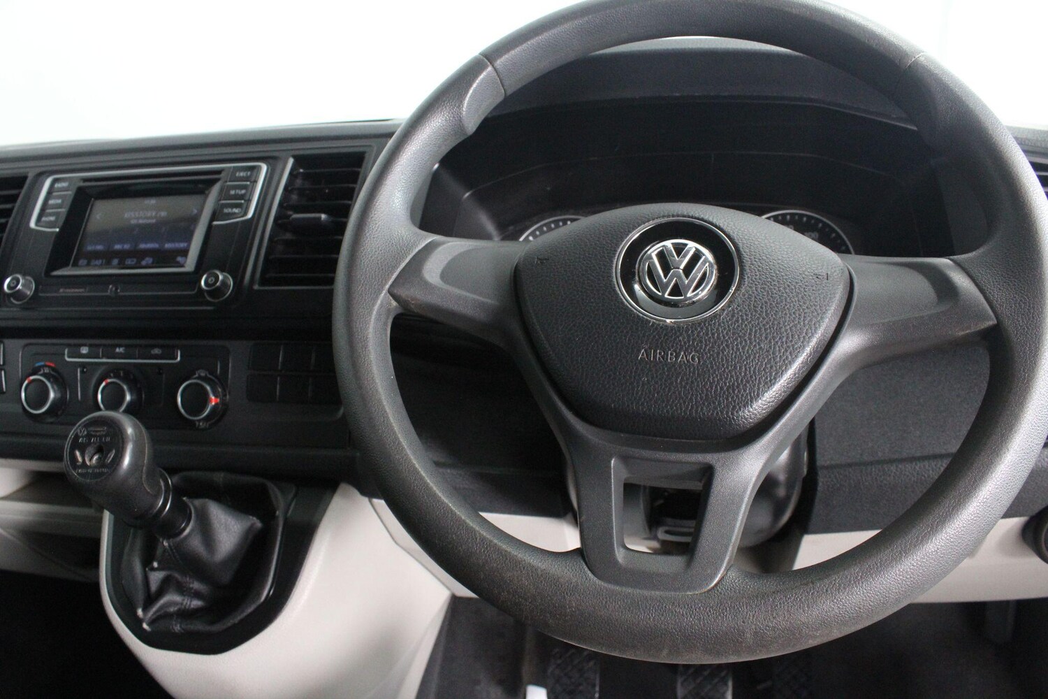 Used Volkswagen Transporter 2016 for sale - 76993325: Photo 22