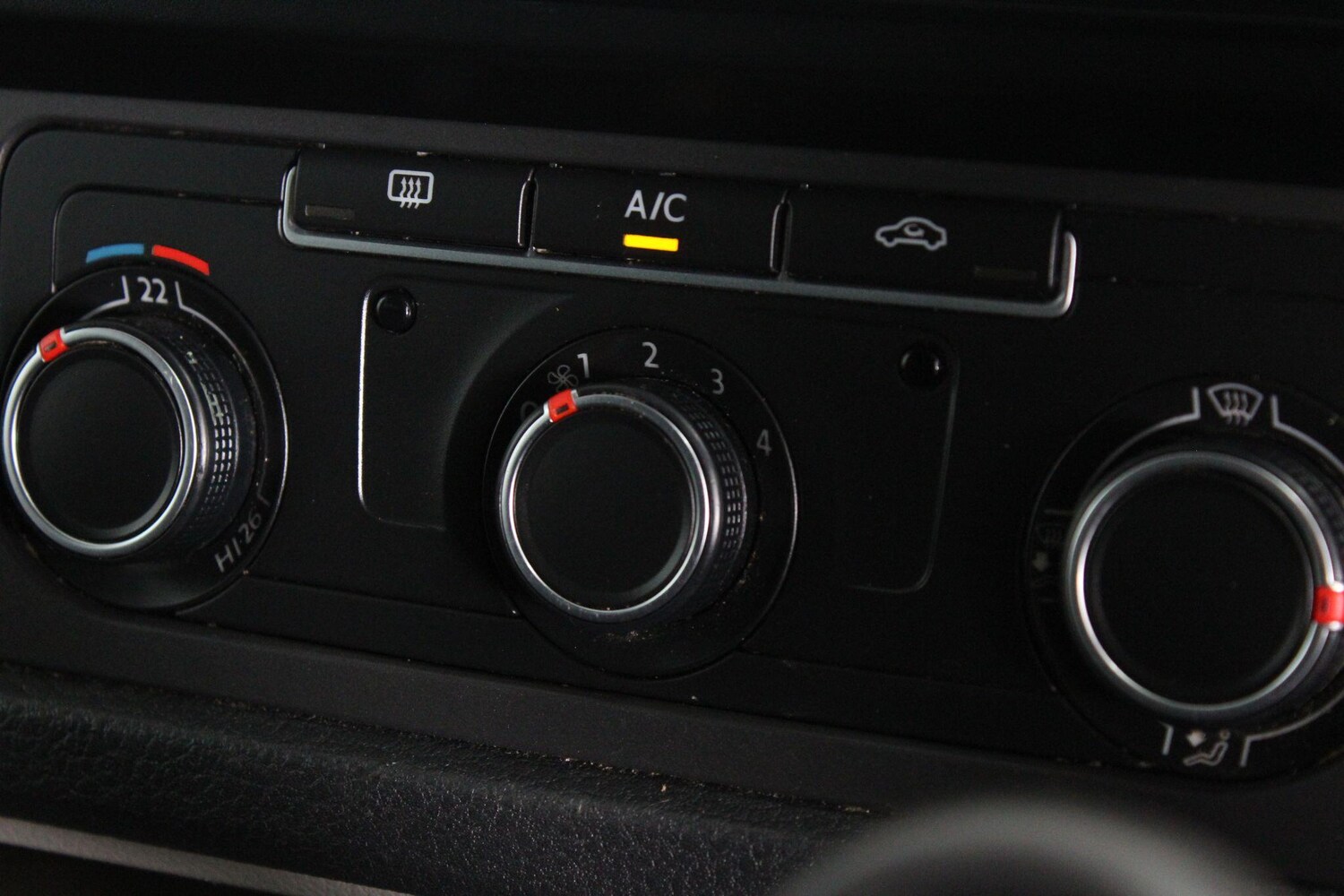 Used Volkswagen Transporter 2016 for sale - 76993325: Photo 35