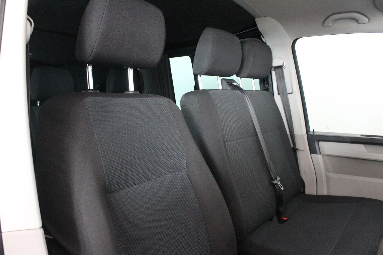 Used Volkswagen Transporter 2016 for sale - 76993325: Photo 46