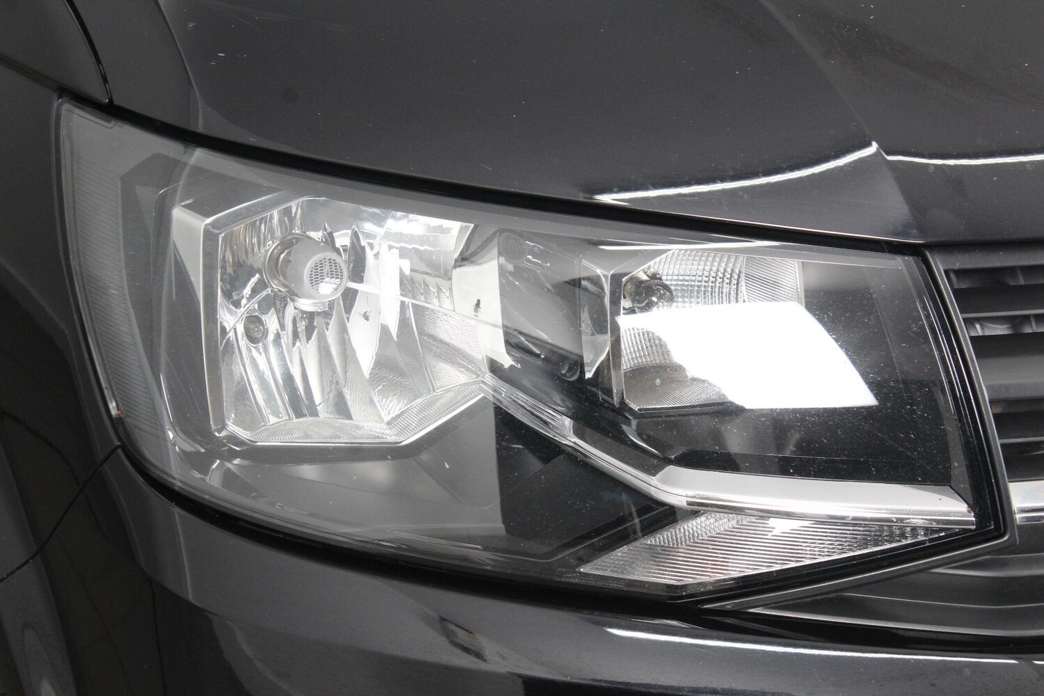 Used Volkswagen Transporter 2016 for sale - 76993325: Photo 57