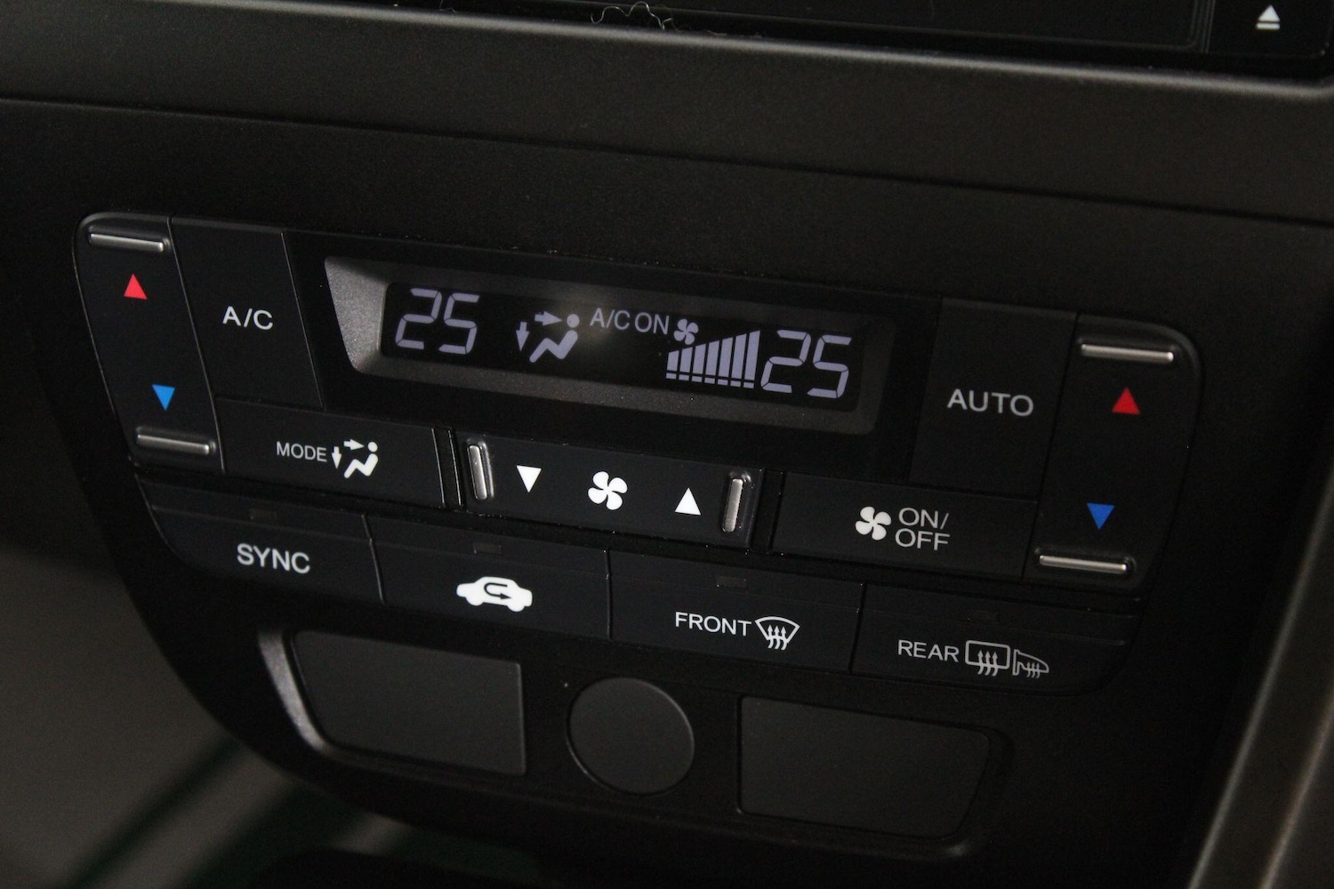 Used Honda Civic 2016 for sale - 77108942: Photo 41