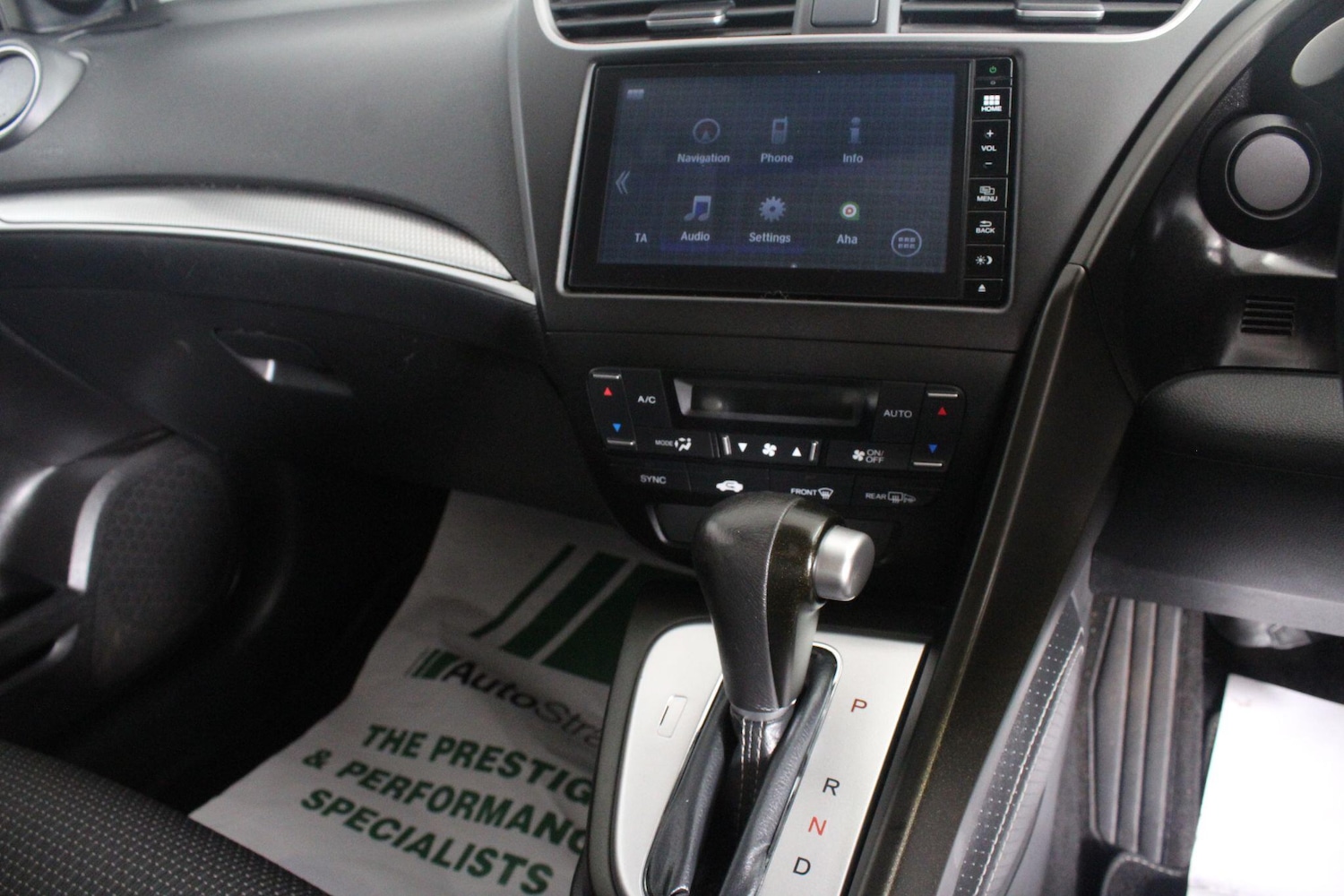 Used Honda Civic 2016 for sale - 77108942: Photo 43