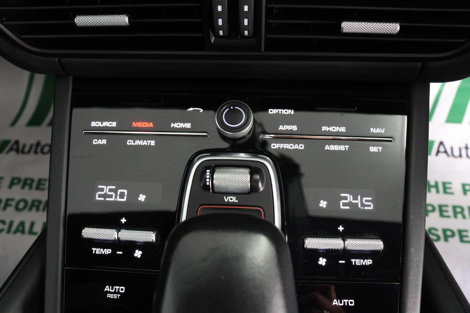 Used Porsche Cayenne 2019 for sale - 76994139: Photo 36