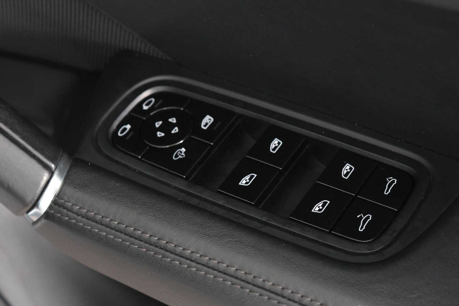 Used Porsche Cayenne 2019 for sale - 76994139: Photo 65