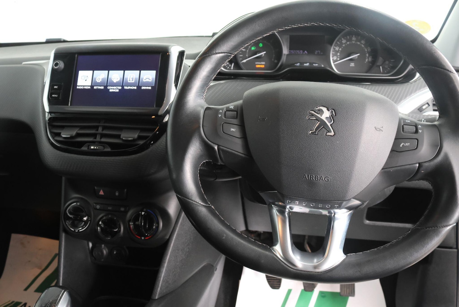 Used Peugeot 208 2016 for sale - 77345291: Photo 24