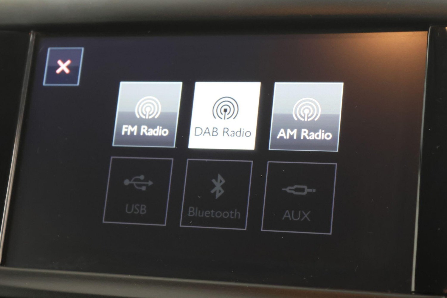 Used Peugeot 208 2016 for sale - 77345291: Photo 36