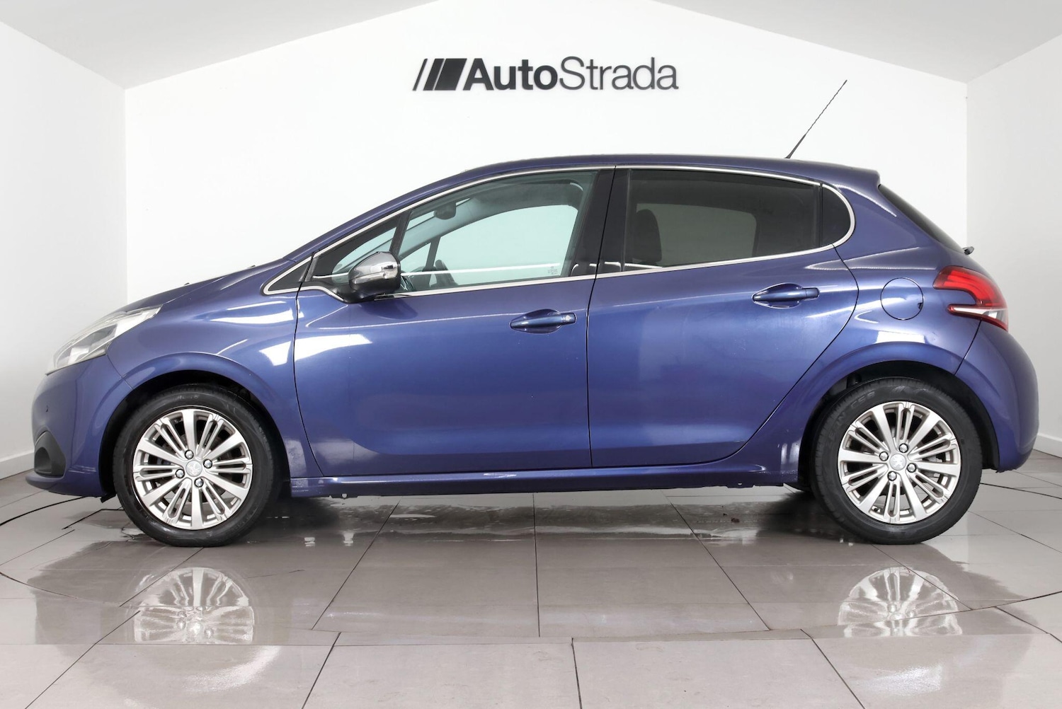 Used Peugeot 208 2016 for sale - 77345291: Photo 9