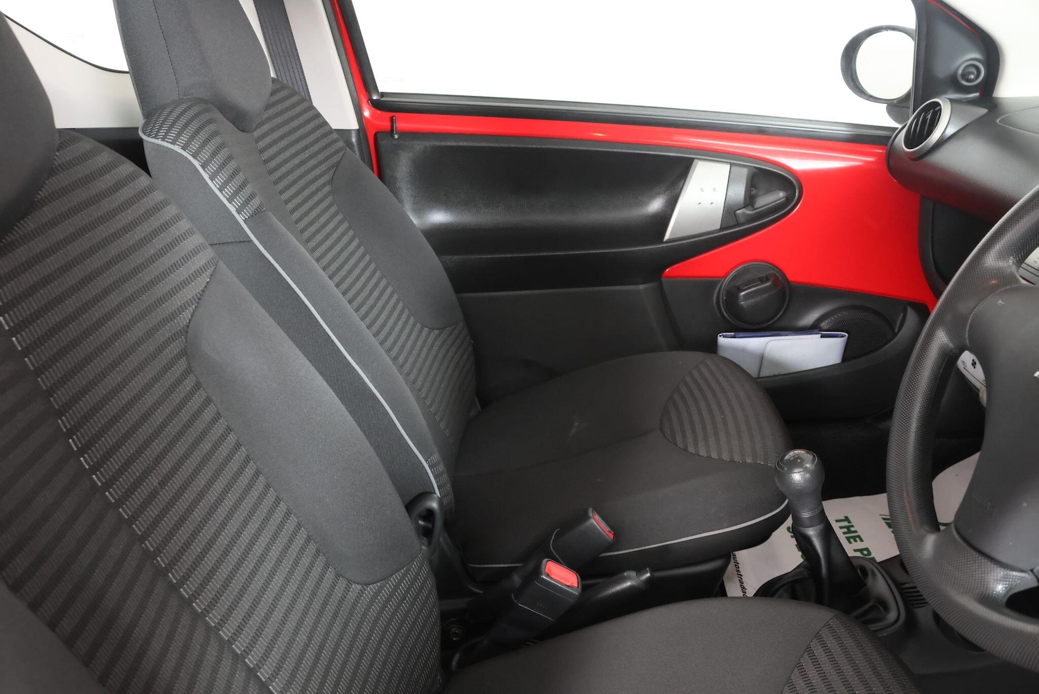 Used Peugeot 107 for sale - 77646610: Photo 37