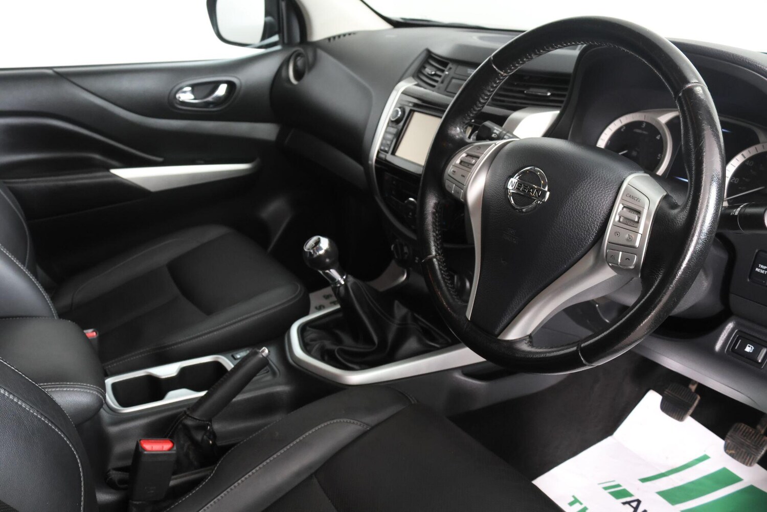 Used Nissan Navara for sale - 77753077: Photo 2