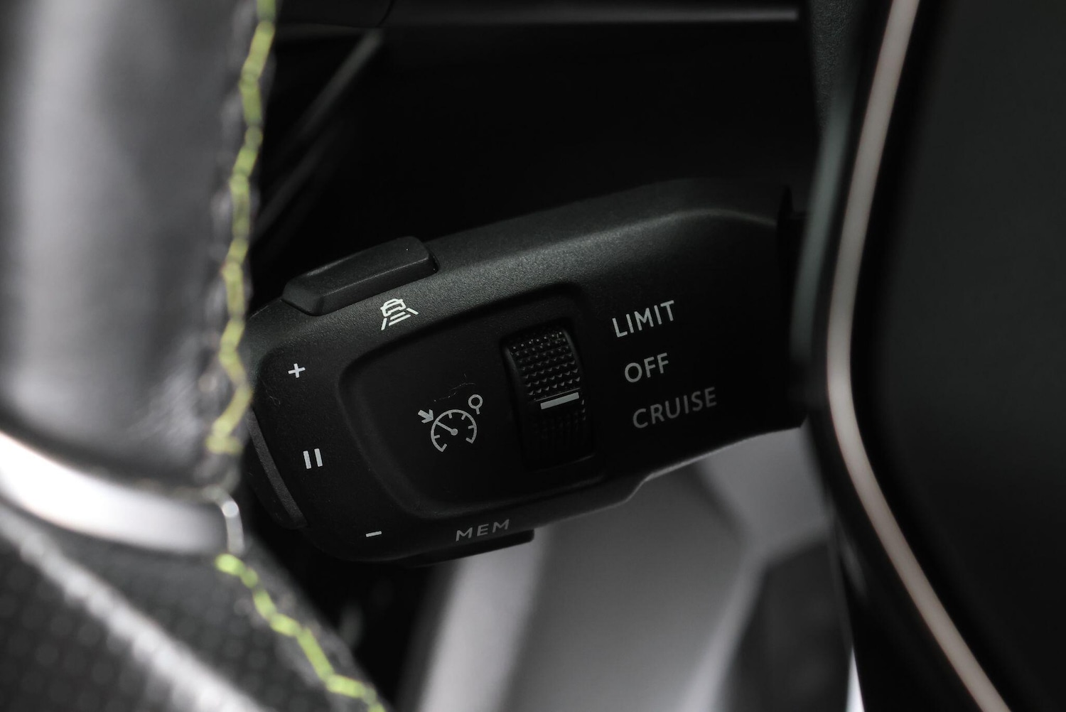 Used Peugeot E-208 for sale - 77659033: Photo 24