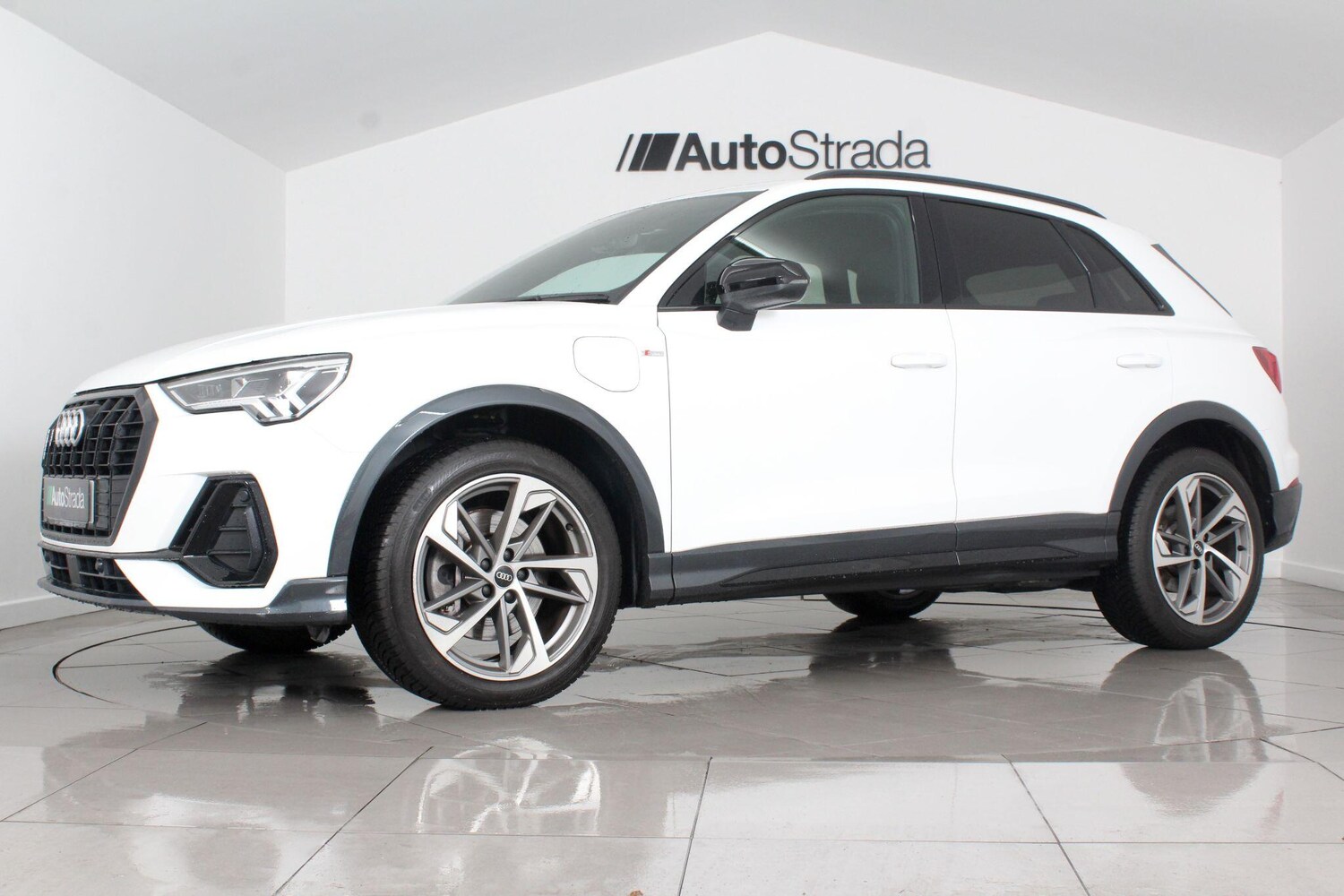 Used Audi Q3 for sale - 76997293: Photo 19