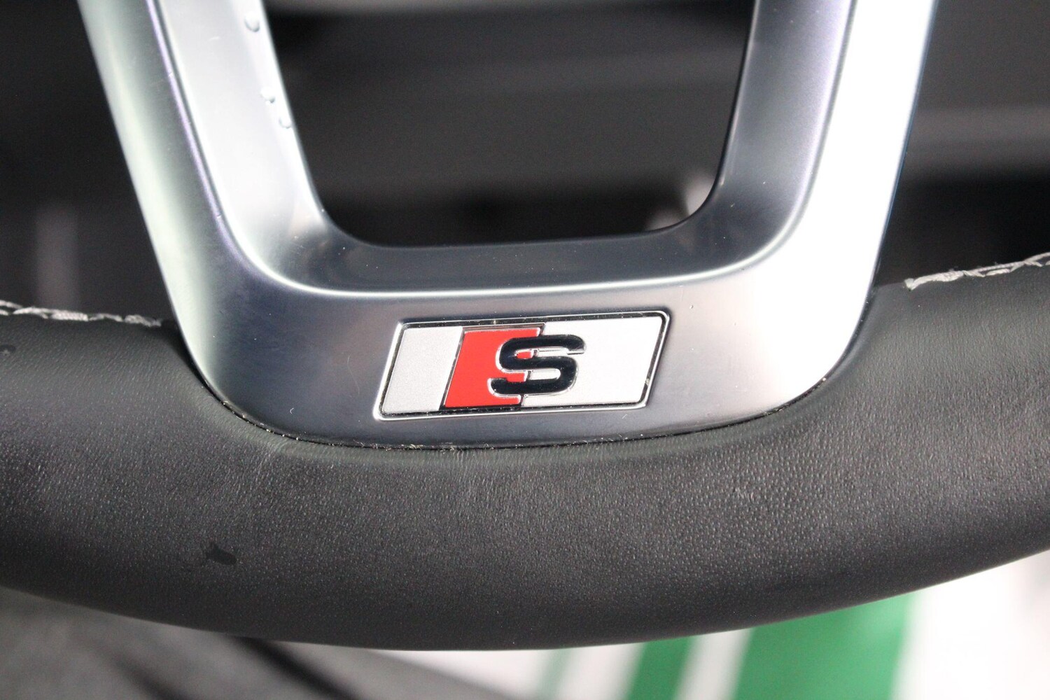 Used Audi Q3 for sale - 76997293: Photo 31