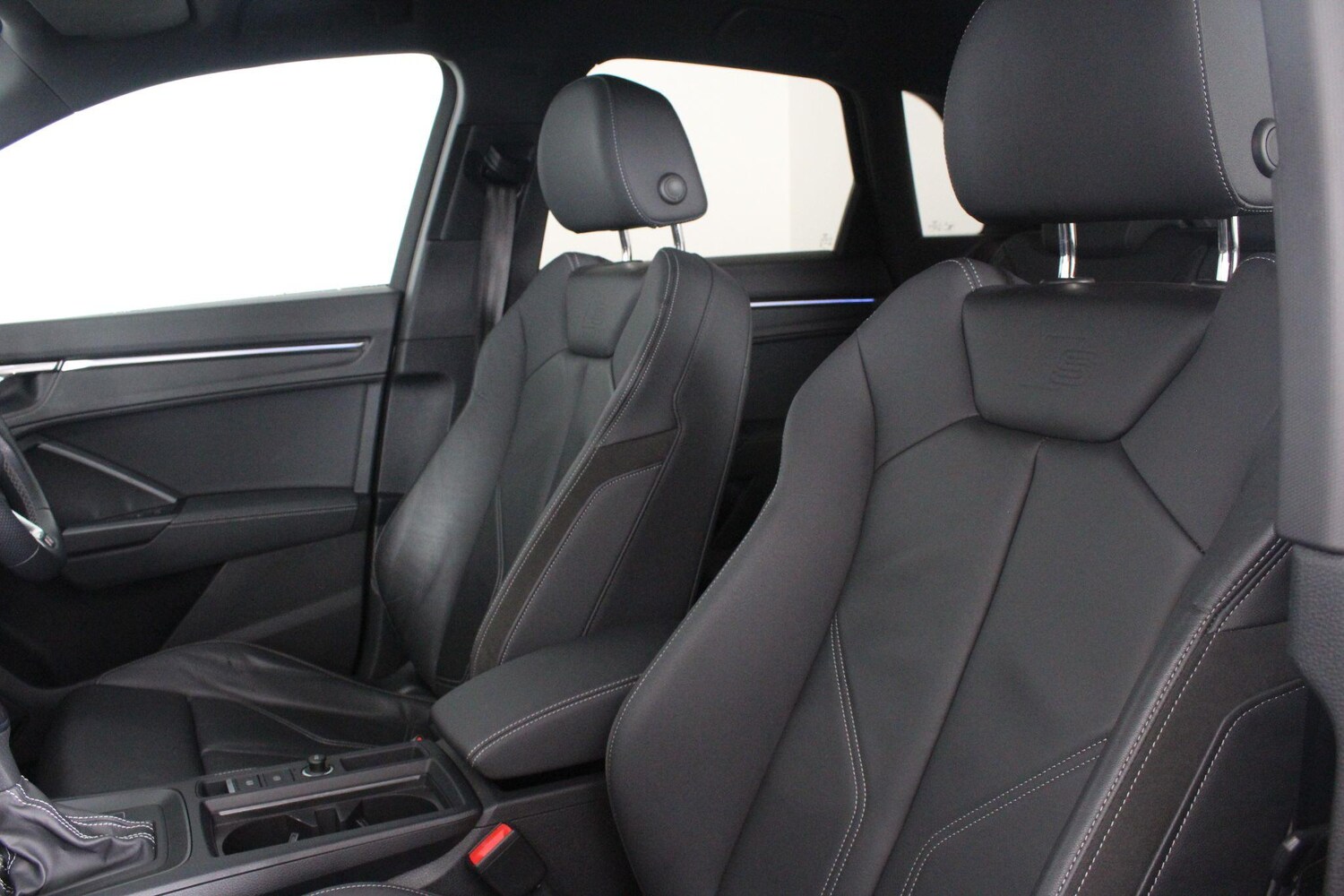 Used Audi Q3 for sale - 76997293: Photo 72