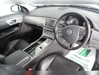Used Jaguar XF 2011 for sale - 76992418: Photo