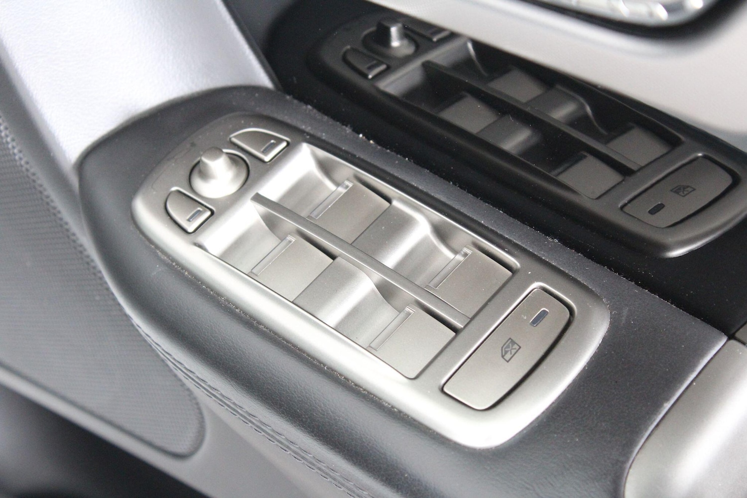 Used Jaguar XF 2011 for sale - 76992418: Photo 47