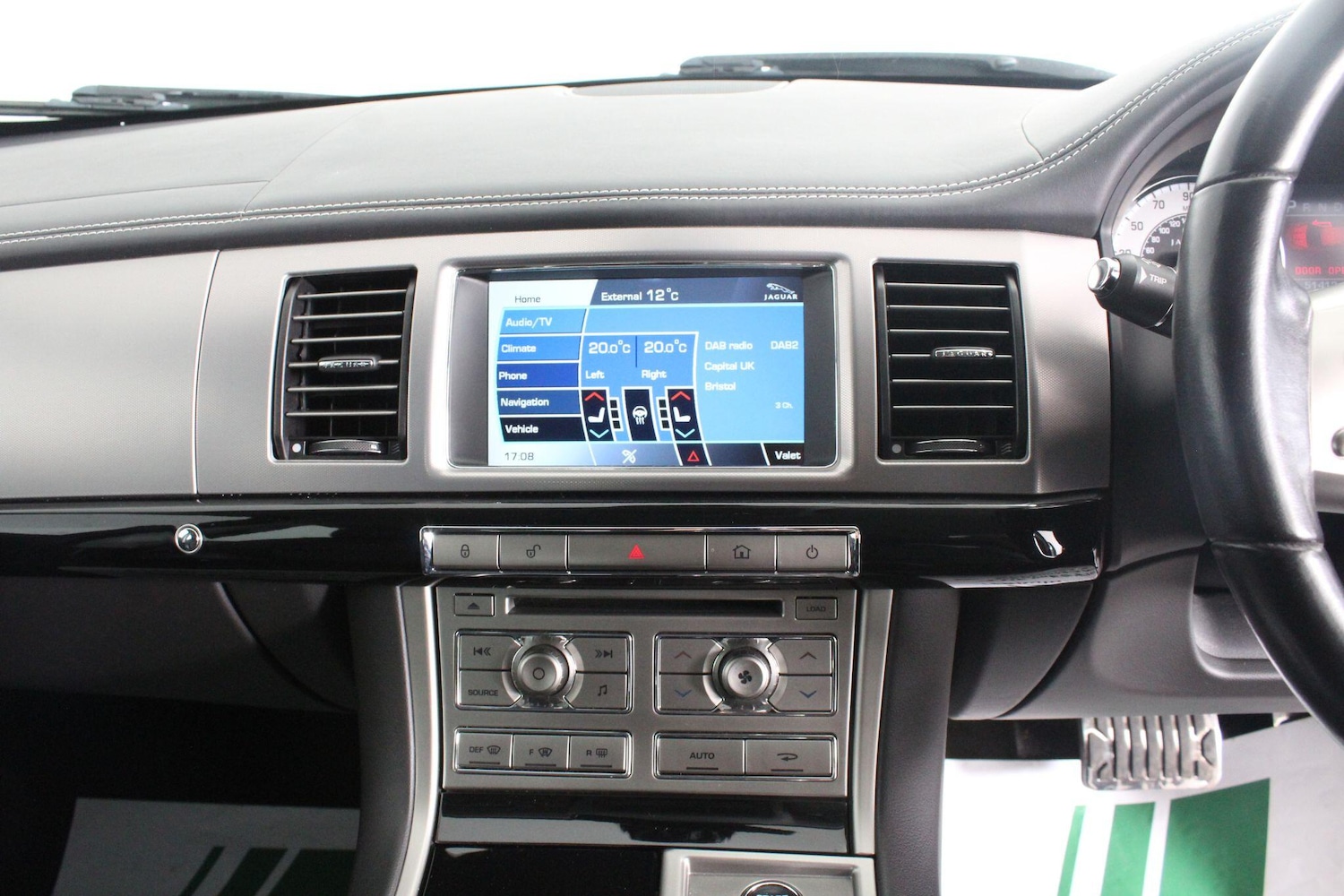 Used Jaguar XF 2011 for sale - 76992418: Photo 50