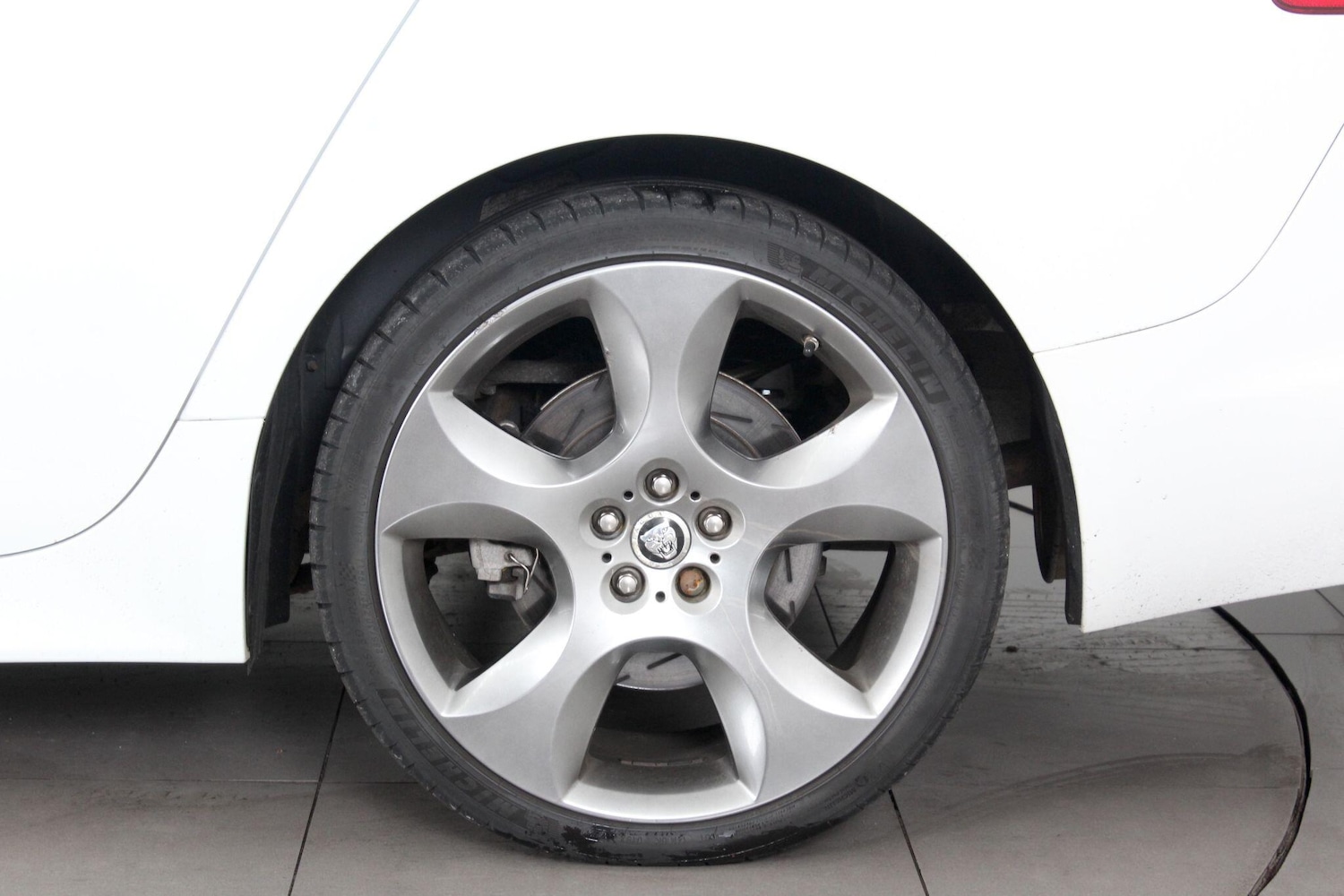 Used Jaguar XF 2011 for sale - 76992418: Photo 70