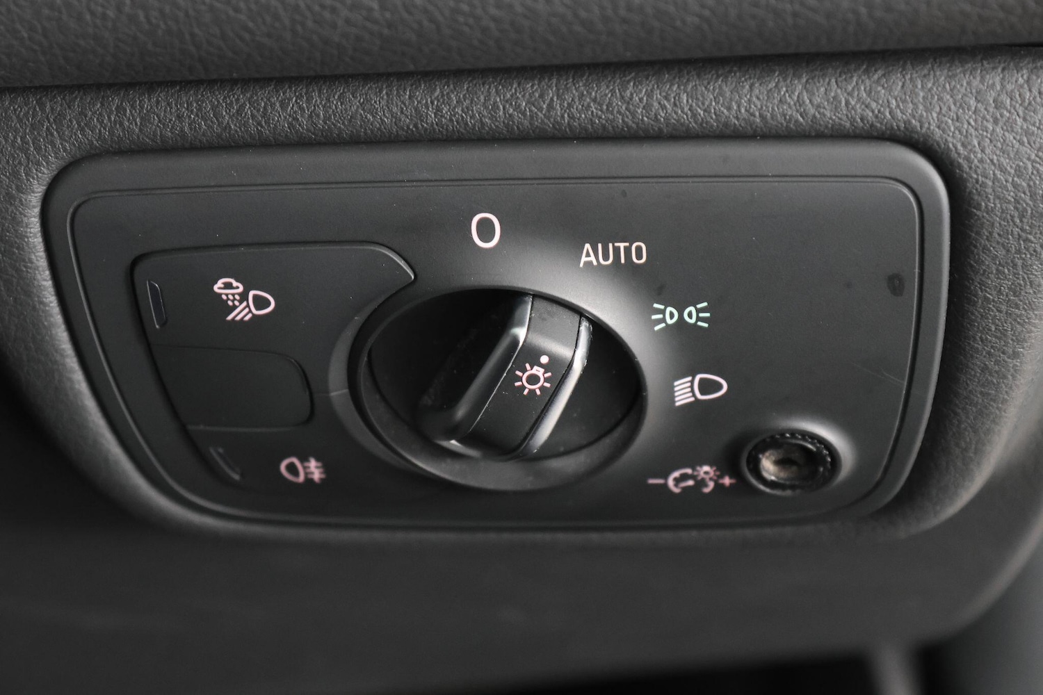 Used Audi A6 2015 for sale - 77203829: Photo 52