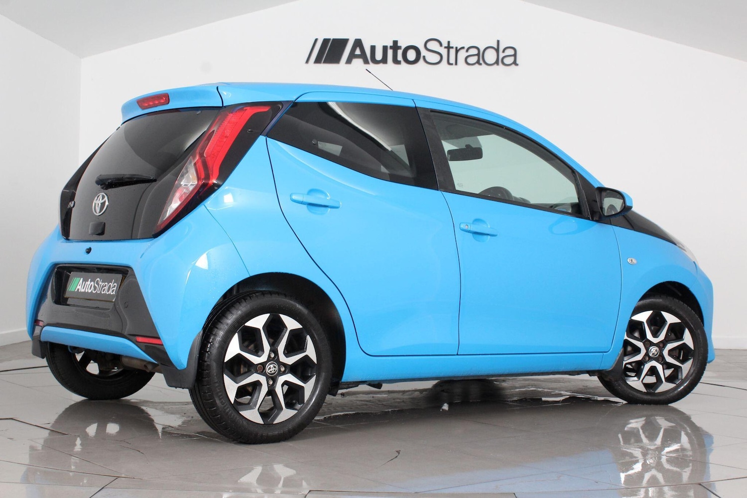 Used Toyota AYGO 2018 for sale - 76991378: Photo 12