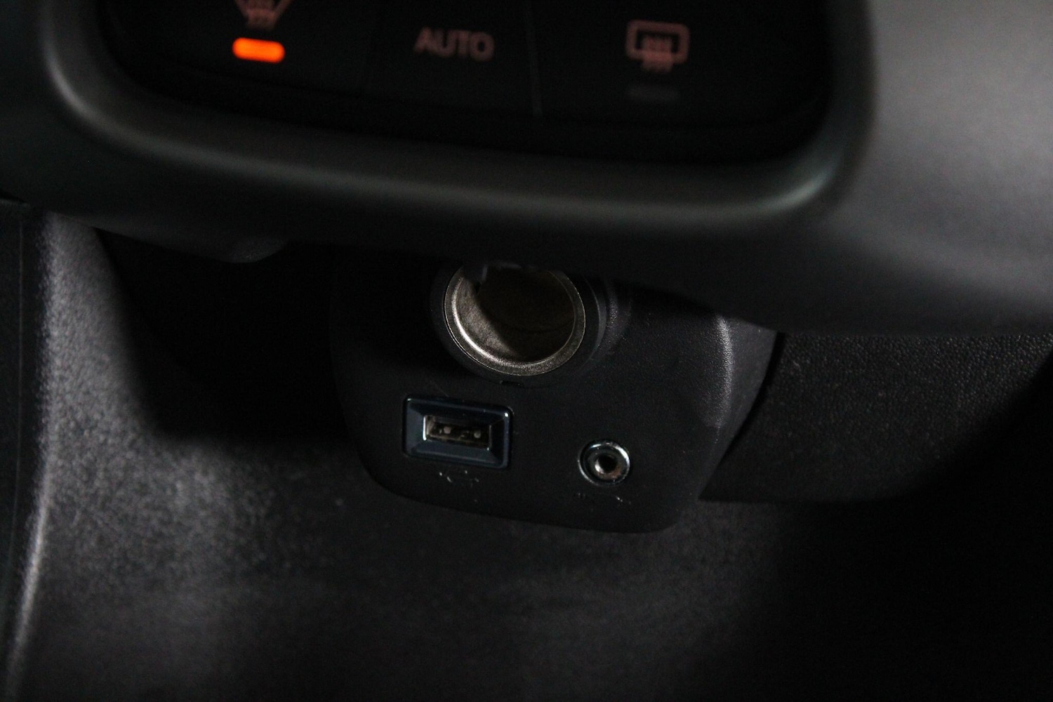 Used Toyota AYGO 2018 for sale - 76991378: Photo 44