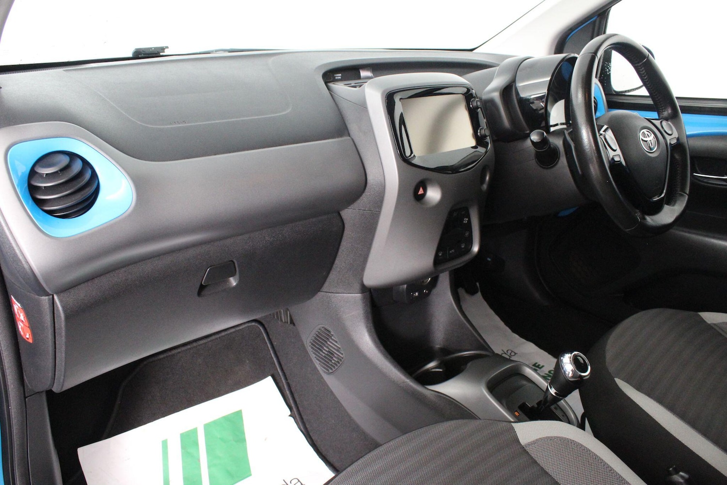 Used Toyota AYGO 2018 for sale - 76991378: Photo 50