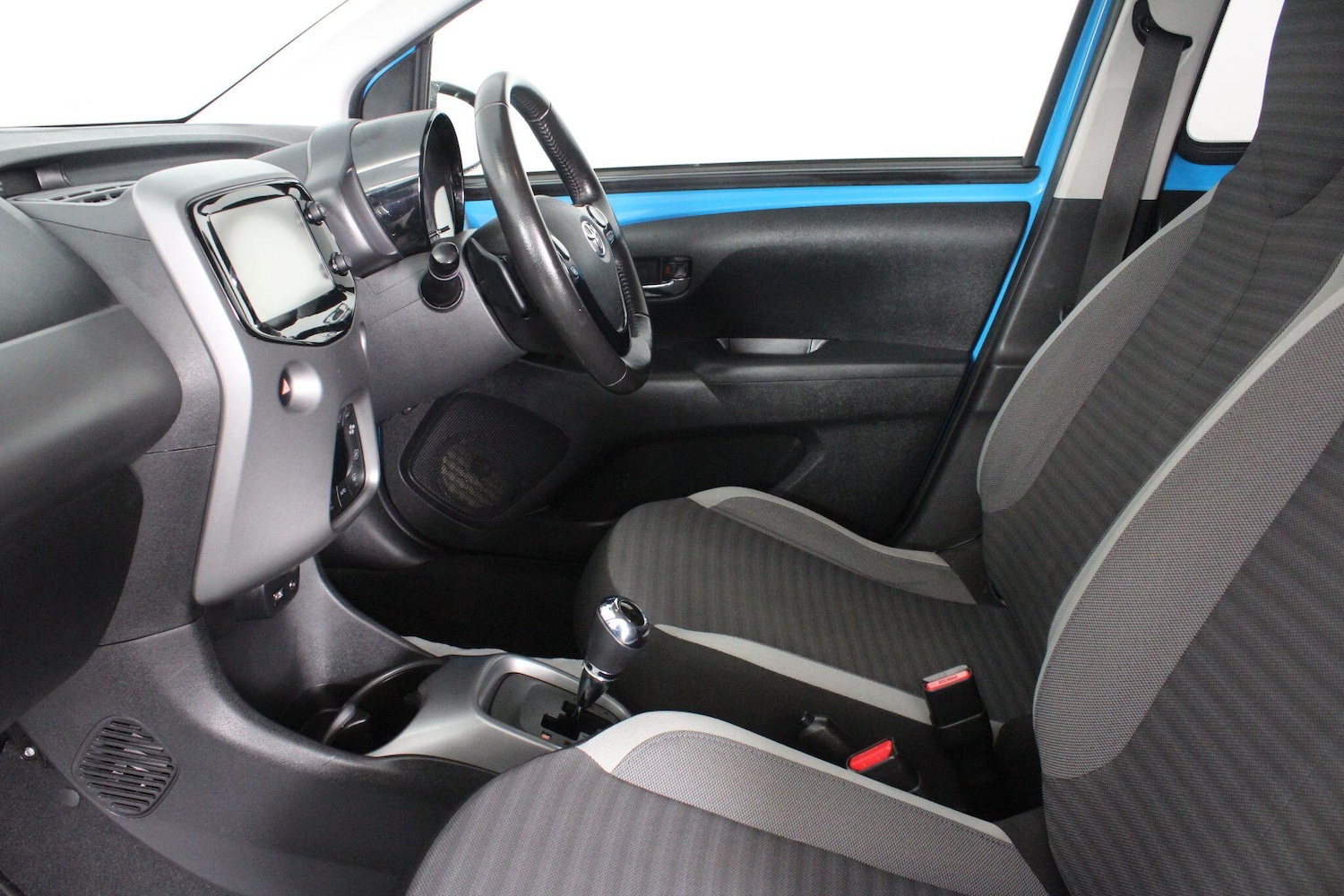 Used Toyota AYGO 2018 for sale - 76991378: Photo 51