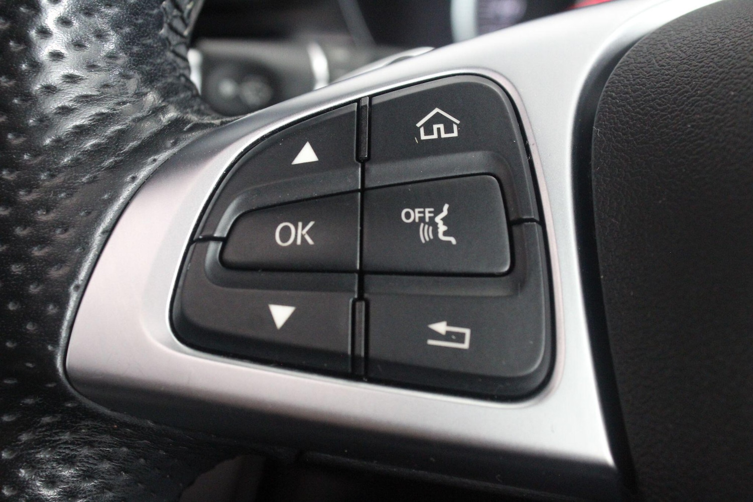 Used Mercedes-Benz GLC 2016 for sale - 77049799: Photo 24