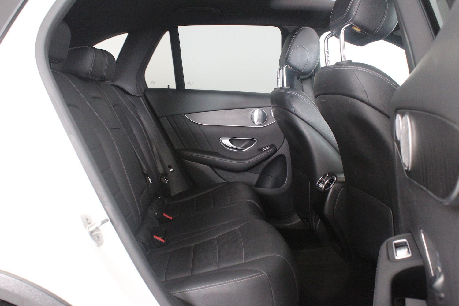 Used Mercedes-Benz GLC 2016 for sale - 77049799: Photo 60