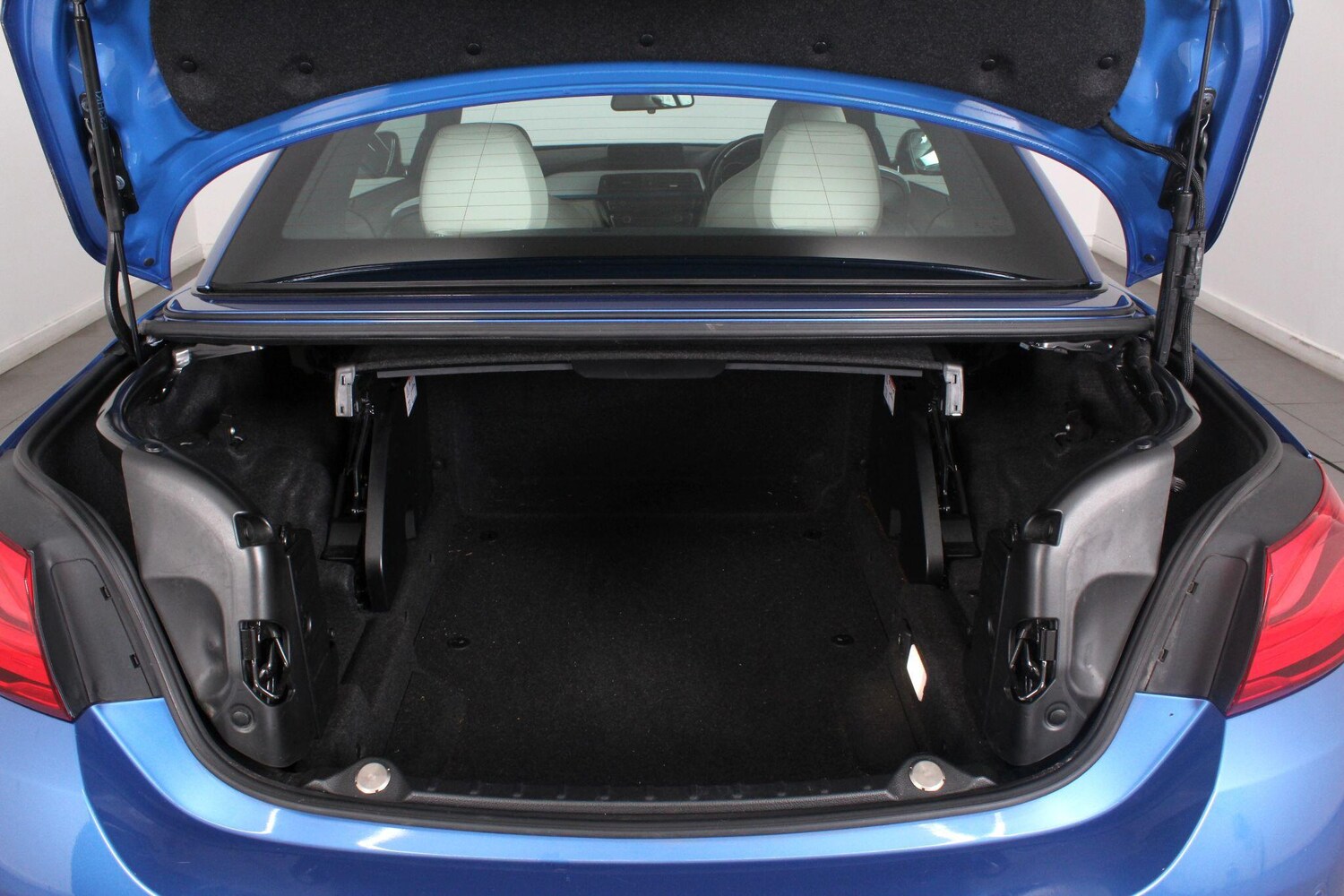 Used BMW 4 Series 2017 for sale - 76989152: Photo 79